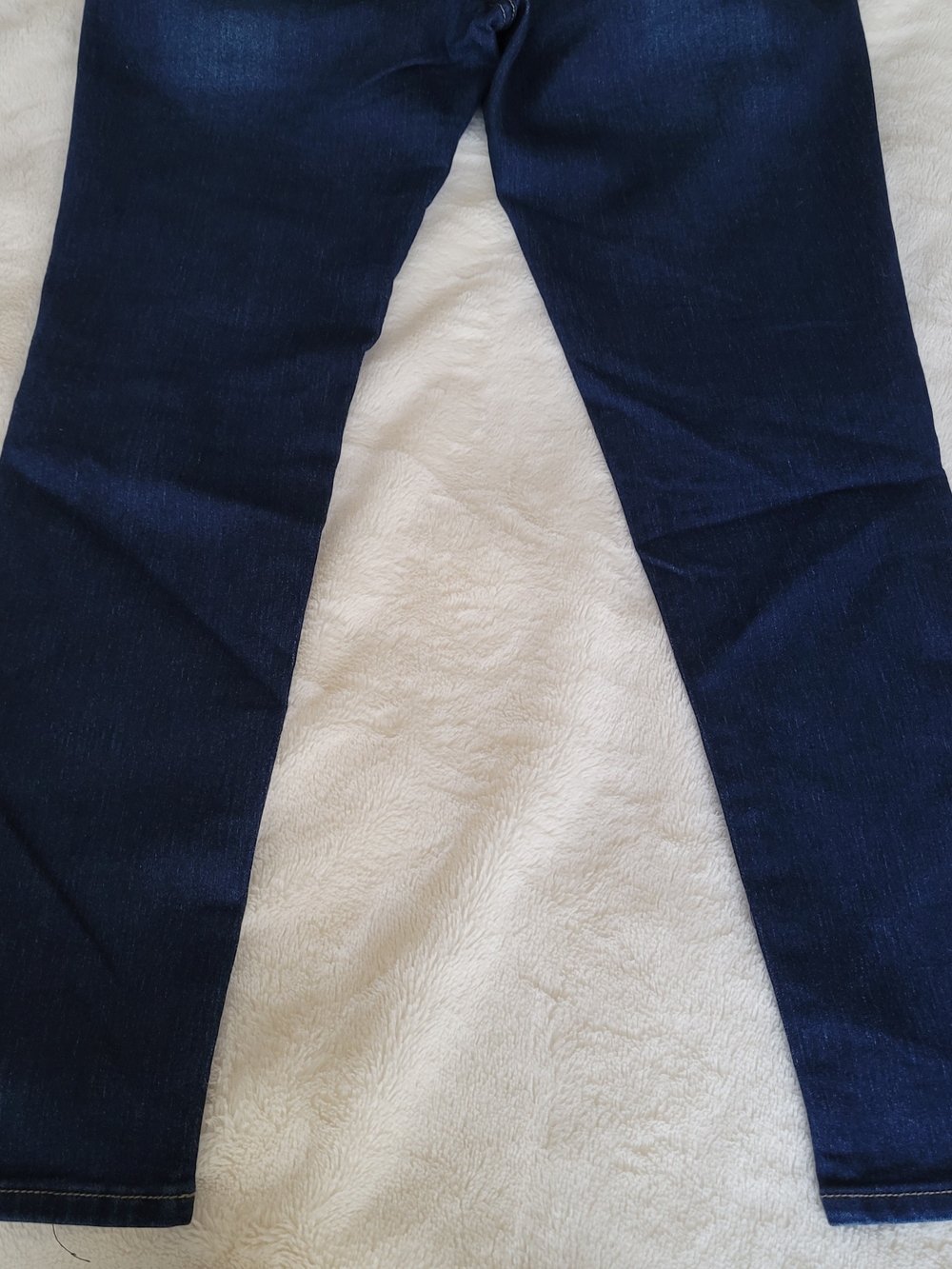 NWOT Fashion Nova Dark Indigo Distressed Skinny Jeans - Picture 9 of 11